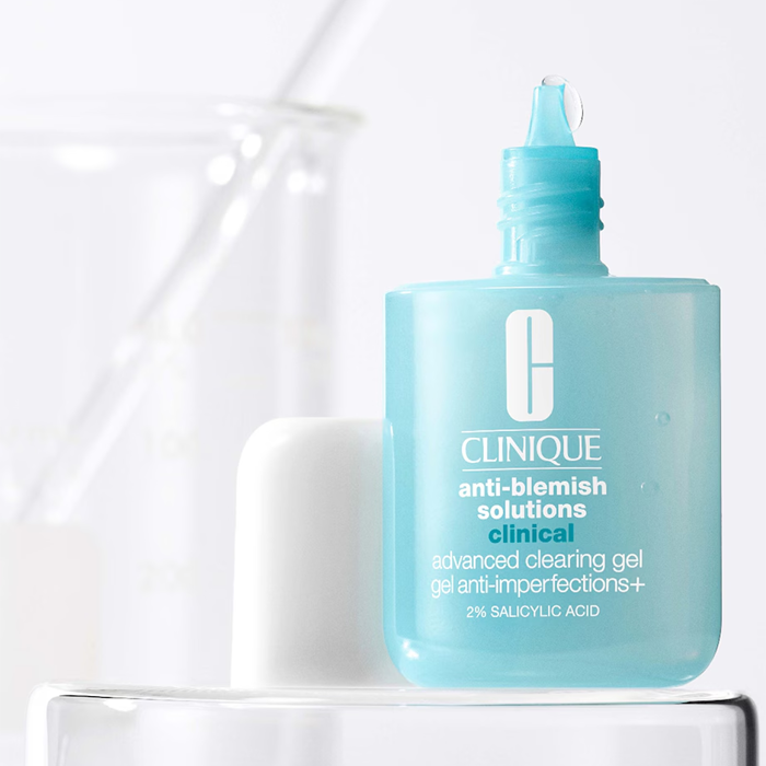 مراقبت پوست Clinique — Clinique Anti-Blemish Solutions Cleansing Gel, Acne-Prone with Salicylic Acid, 125ml online at be