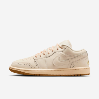 کفش زنانه Jordan — Air Jordan 1 Low SE Women's Shoes - Chalk/Metallic Gold/Pearl White/Chalk