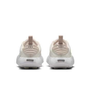کفش زنانه Nike — Nike Mind 002 Women's Pregame Shoes - Summit White/Metallic Silver/Phantom — تصویر 2